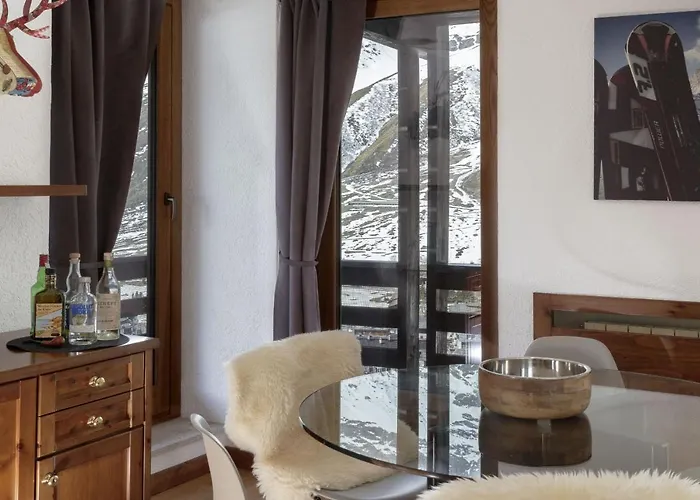 Hellochalet - To Door With Big Terrace Overlooking Skiruns Breuil-Cervinia
