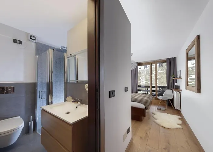 Hellochalet - To Door With Big Terrace Overlooking Skiruns *