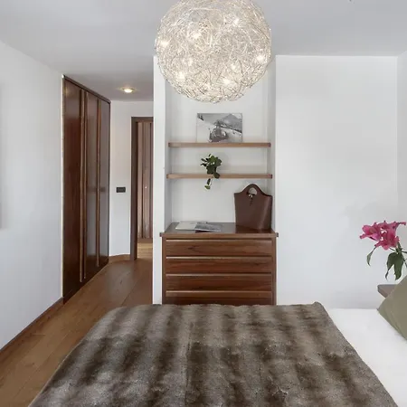 Apartment Hellochalet - To Door With Big Terrace Overlooking Skiruns *