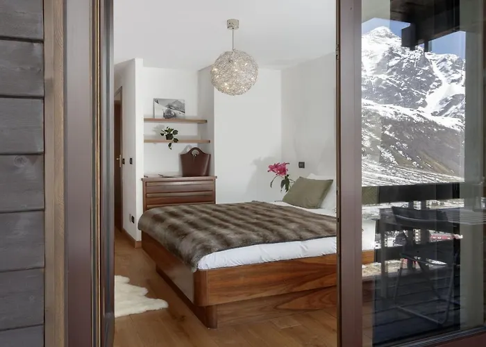 شقة Hellochalet - To Door With Big Terrace Overlooking Skiruns بيريوِل تْشيرفينيا