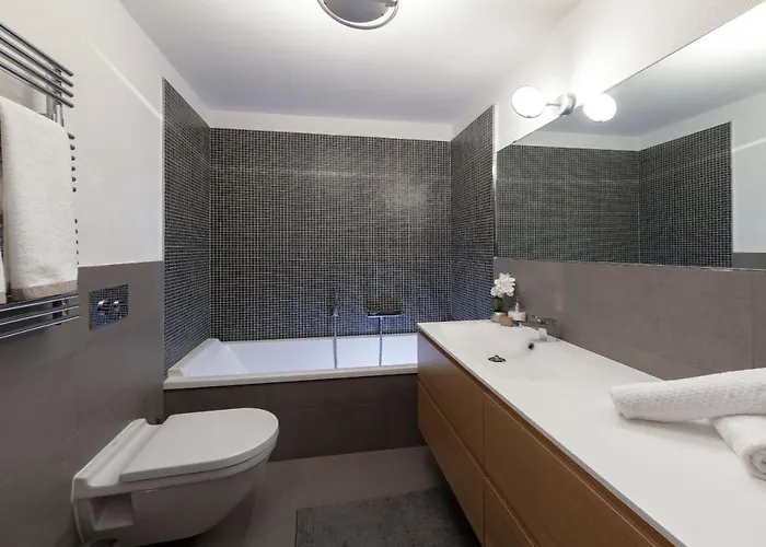 Hellochalet - To Door With Big Terrace Overlooking Skiruns