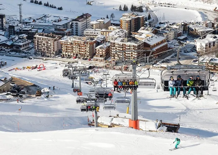 شقة Hellochalet - To Door With Big Terrace Overlooking Skiruns بيريوِل تْشيرفينيا