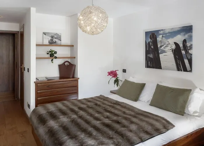 Hellochalet - To Door With Big Terrace Overlooking Skiruns * بيريوِل تْشيرفينيا